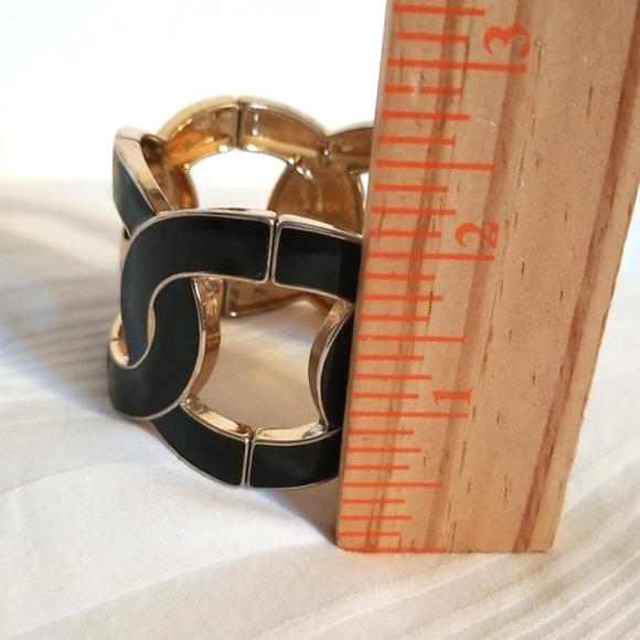 Gold Black Link Bracelet - Picture 4 of 4